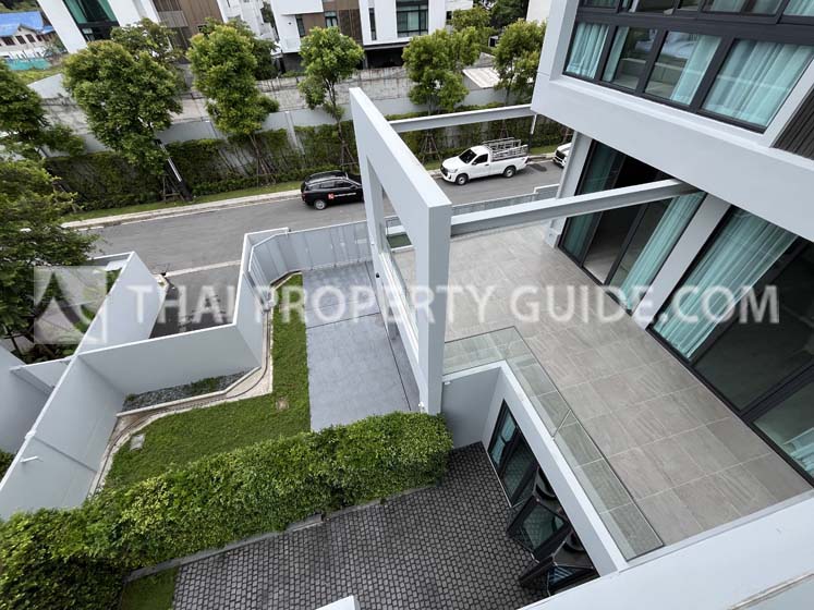 House with Private Pool in Krung Thep Kritha 